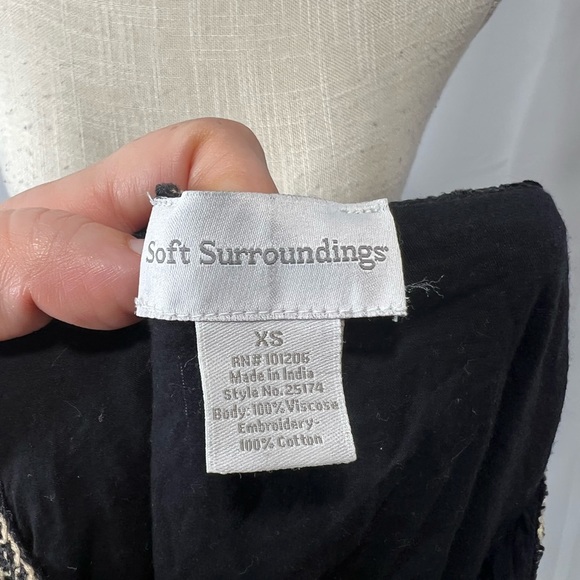 Soft surroundings velvet embroidered kaftan tunic - Picture 8 of 10